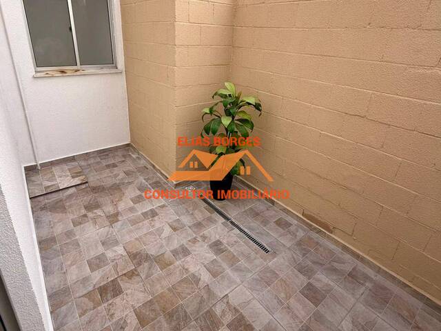 #75 - Apartamento para Venda em Salto de Pirapora - SP - 1