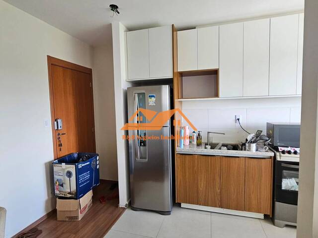 Venda em Aparecidinha - Sorocaba