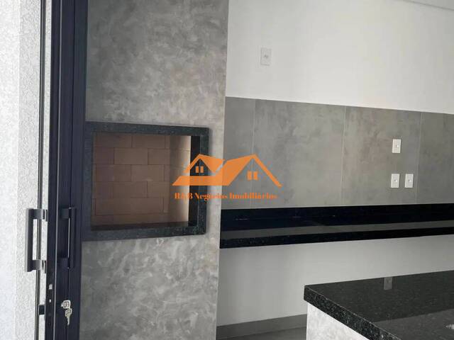 #372 - Casa para Venda em Sorocaba - SP - 2