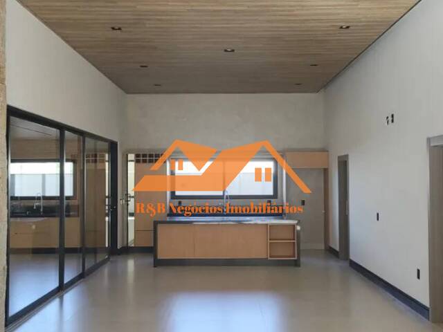 Casa em condomínio para Venda em Sorocaba - 2