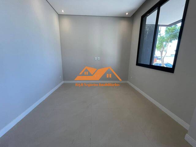 Sobrado para Venda em Sorocaba - 4